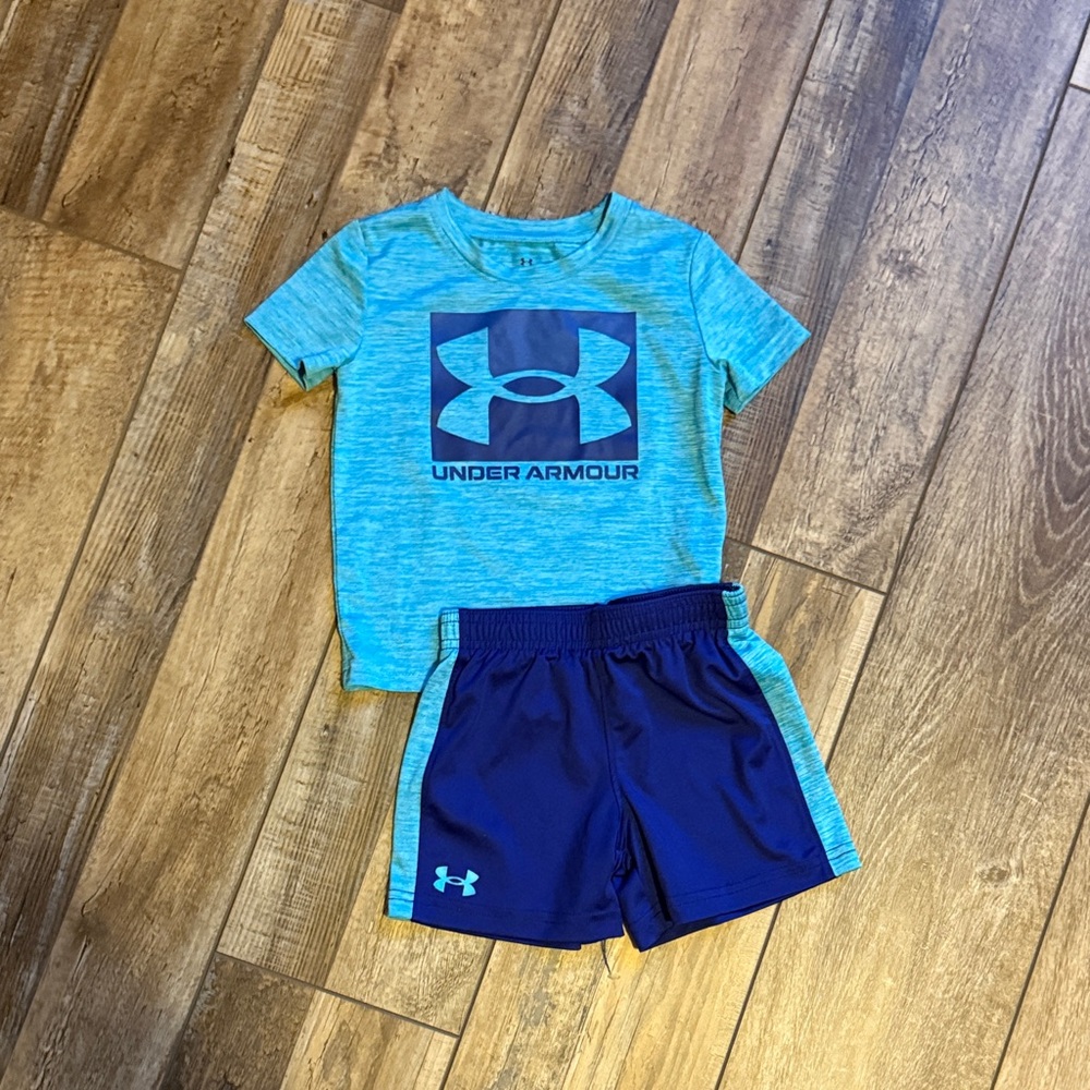 Under Armour Teal & Navy Boys' Performance Active Set 18 month